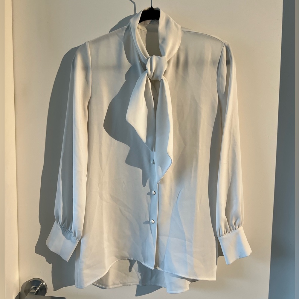 Aritzia Wilfred White Silk Bow Blouse